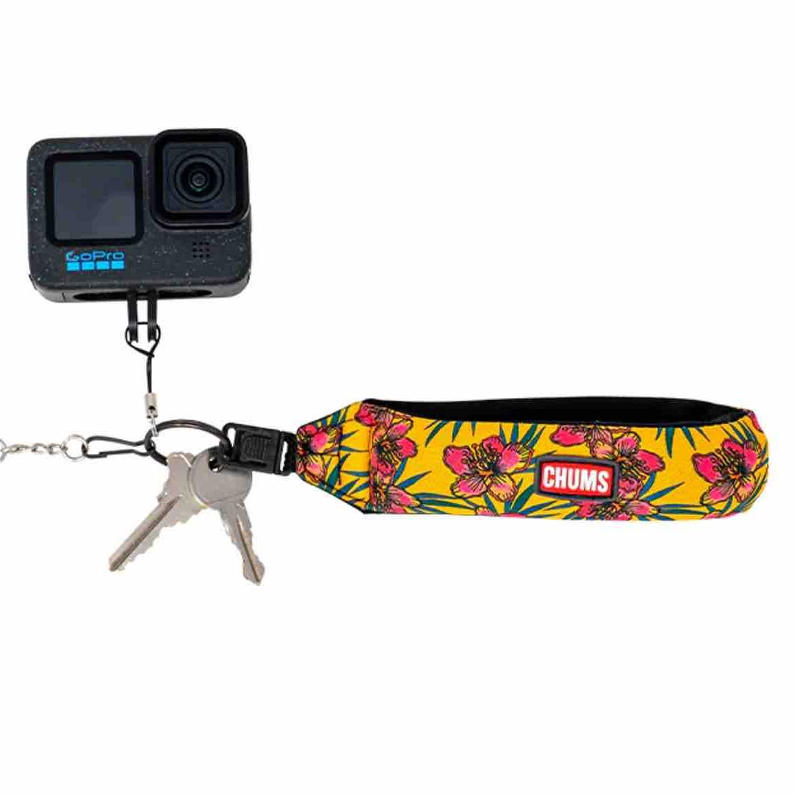 ☀️ Vos indispensables de l’été, épisode 5 !
Entre bateau, plage, et baignades, mieux vaut attacher ce qui compte. La dragonne flottante Chums est votre assurance tranquillité 💦🔑
🔗 Dragonne flottante SportFloat – Chums
Cette dragonne ultra-légère garde vos clés, mini caméra ou petits objets de valeur à portée de main — et à la surface, si ça tombe à l’eau.
Elle se porte comme un petit bracelet et flotte toute seule.
Idéale pour les journées actives : bateau, plage, snorkeling, ou pour les distraits chroniques 😉
--
☀️ Your summer must-haves – Episode 5!
Don’t let your essentials sink — this wrist strap is the hero you didn’t know you needed 🔗🌊
🔗 SportFloat Wrist Strap – Chums
Lightweight, comfy, and designed to float, this strap keeps your keys, mini camera, or valuables secure — even if they fall in the water.
It slips on like a bracelet and gives you peace of mind on every water adventure.
#Chums #SportFloatStrap #DragonneFlottante #AccessoiresVacances #BeachLife #TheAllAmericanShades #ObjetsEnSécurité #SnorkelingEssentials #VacancesActives #Plage #surf #surfing🏄 #usa #americanstyle