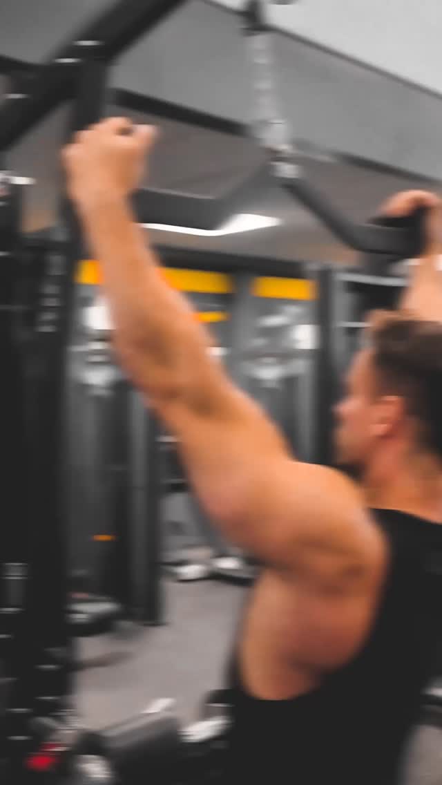 Hoy no gana el gimnasio con más máquinas… gana el…