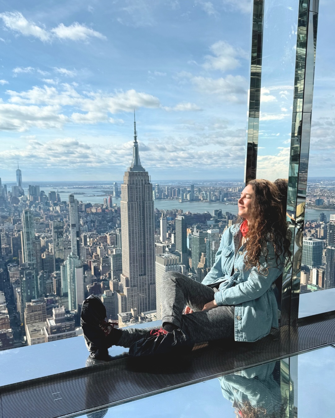 Dans ma pellicule à New York 📸 part 3
Une spéciale SUMMIT pour cette fois-ci ! Et j’ai eu beaucoup de mal à choisir parmi les + 500 photos prises 😭
La dernière vidéo c’est vraiment pour m’achever par contre (avec leur qualité toute pourrie là) 🤣