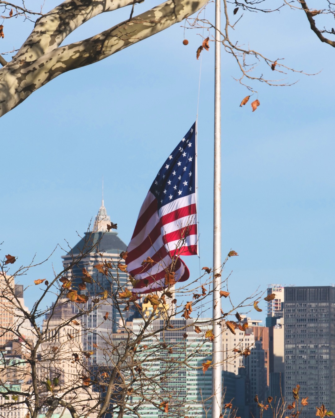 Dans ma pellicule à New York 📸 part 7 (THE LAST)
L’épisode NYC for the marathon se clôture : dernières gourmandises, derniers achats, dernières photos…
C’était un voyage de folie, on espère déjà retourner dans cette ville dans peu de temps 😁
En attendant, je continue de me régaler en organisant des escapades là-bas pour les voyageurs qui me font confiance ❤️