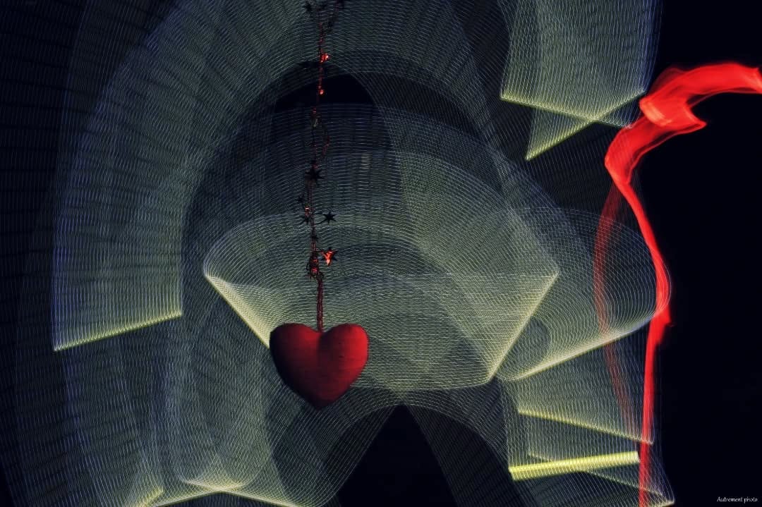 #light #lightphotography #lightpainting #lightart #light #longexposure #love #drawwithlight #photographyart #photographer #paintingwithlight #paintingwithlightphotography #artphoto #artphotographer