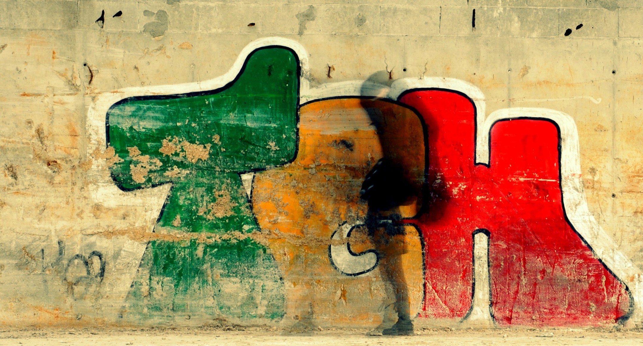 #urbexphotography #urbexpeople #urbexworld #graf #photoshoot #urbex #streetartphotography #urbexplaces #graffitiart #playingtime