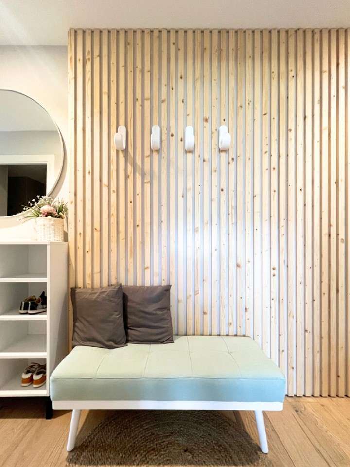 La primera impresión sí cuenta.
Diseñamos recibidores que te dan la bienvenida antes de que abras la puerta. Madera, luz y orden para que entrar en casa sea el mejor momento del día.
Tu hogar empieza aquí. ✨
---
La primera impressió sí que compta.
Dissenyem rebedors que et donen la benvinguda abans que obris la porta. Fusta, llum i ordre perquè entrar a casa sigui el millor moment del dia.
La teva llar comença aquí. ✨
#glowrehabilitastudio #santcugatdelvalles #platjadaro #ReformesIntegrals #mobiliarioamedida #transformaciondeespacios #antesydespues #espaciosparavivir