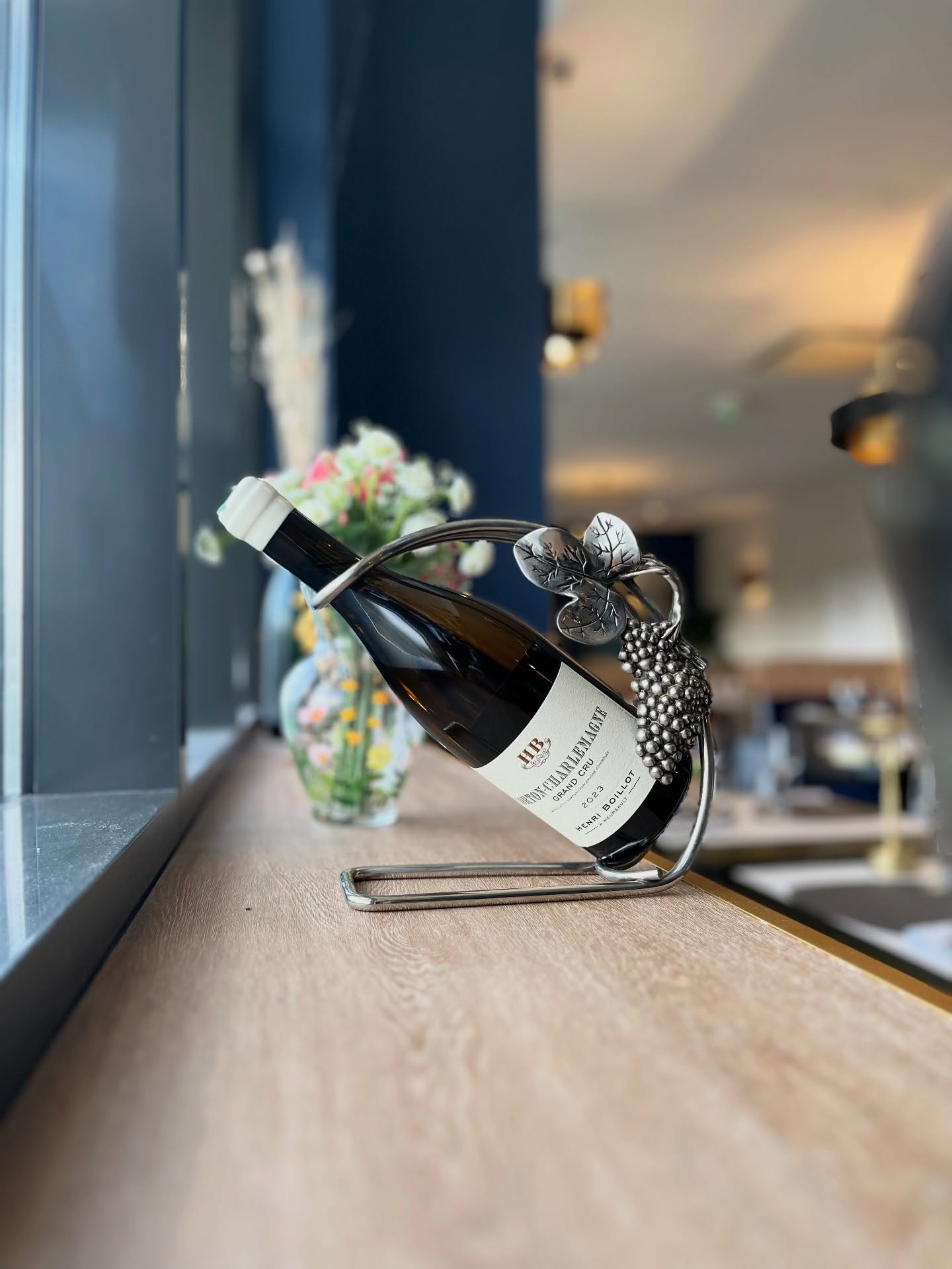 🍷 Il y a des instants qui se savourent avant même la première gorgée.
Une table dressée avec élégance.
La lumière qui s’adoucit. Les conversations qui prennent leur temps.
Au 10 Vins, chaque détail participe à l’expérience — celle d’un moment suspendu, où gastronomie, partage et plaisir se rencontrent.
Prendre le temps. Savourer l’instant. Créer un souvenir. ✨
.
#chanteloupenbrie #disneylandparís #gastronomiefrancaise #wine #wineselection
